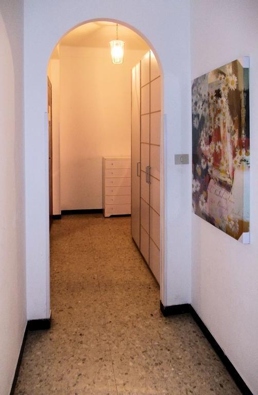 Appartamento Frontemare Marina dʼMarina dʼAndora Buitenkant foto
